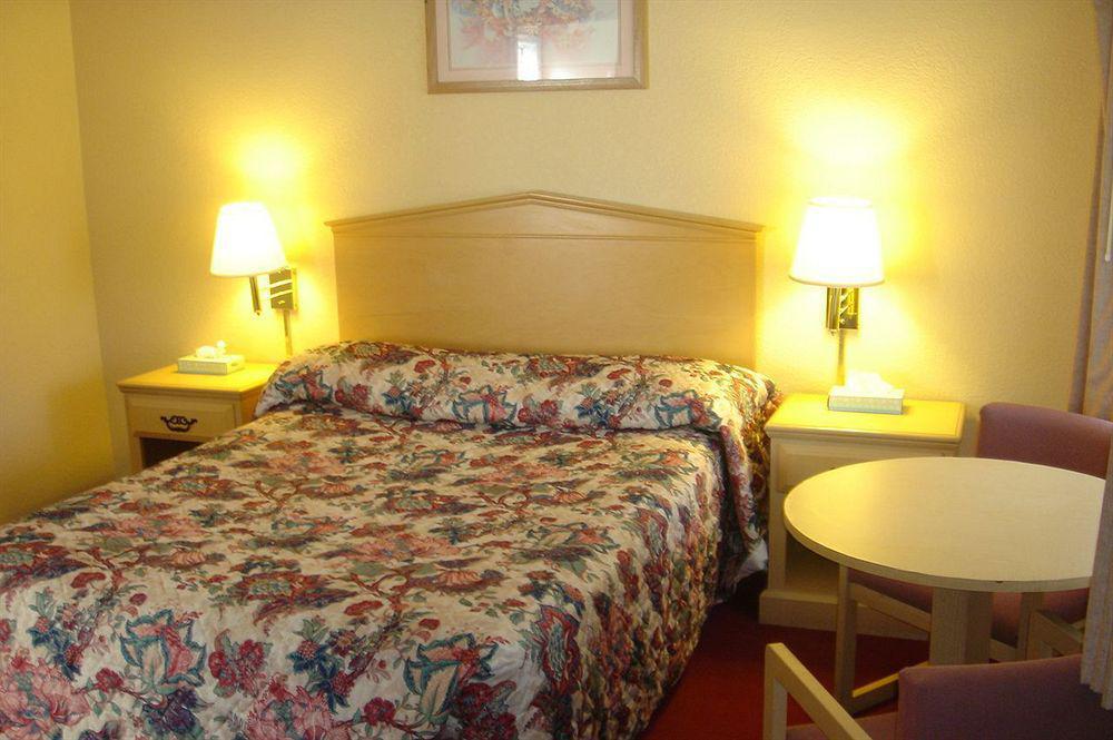 Tri-Valley Inn & Suites Pleasanton Eksteriør billede