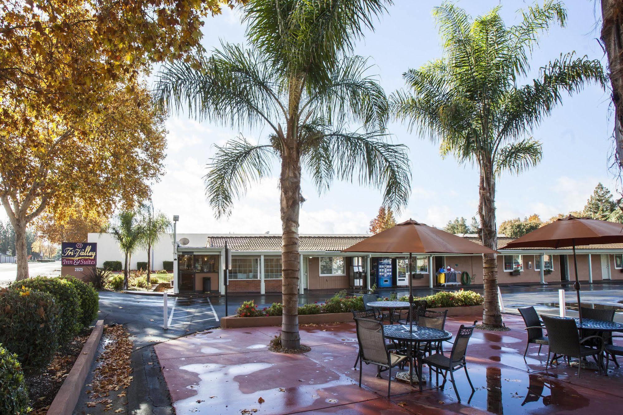 Tri-Valley Inn & Suites Pleasanton Eksteriør billede